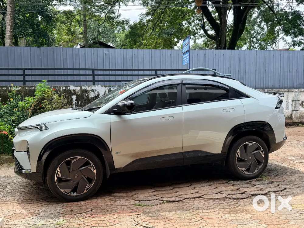 Tata Curvv Ev 2014
