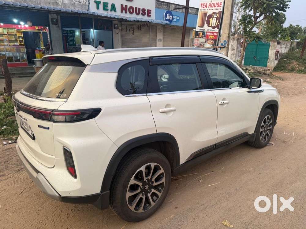 Maruti Suzuki Grand Vitara 2023 Petrol 26000 Km Driven