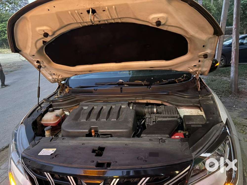 Mahindra Xuv700 2022 Petrol 65000 Km Driven