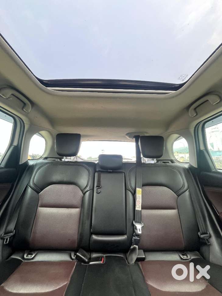 Maruti Suzuki Grand Vitara Smart Hybrid Alpha, 2024, Petrol