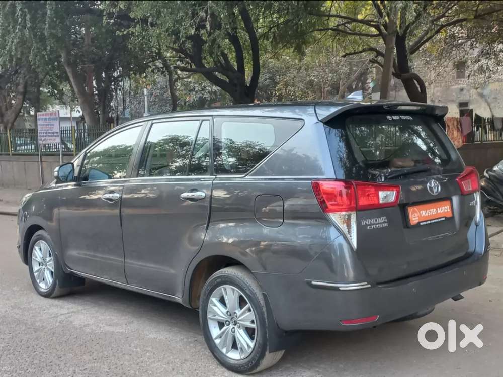 Toyota Innova Crysta 2.8 Zx At 7 Seater, 2019, Diesel