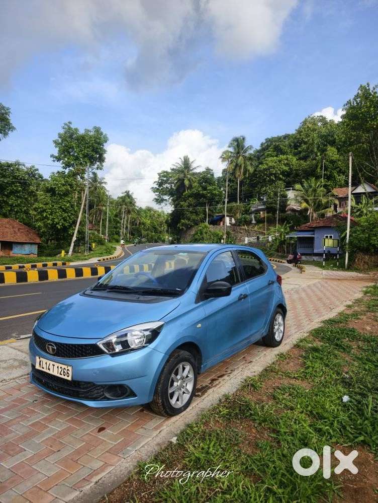 Tata Tiago, 2016, Petrol