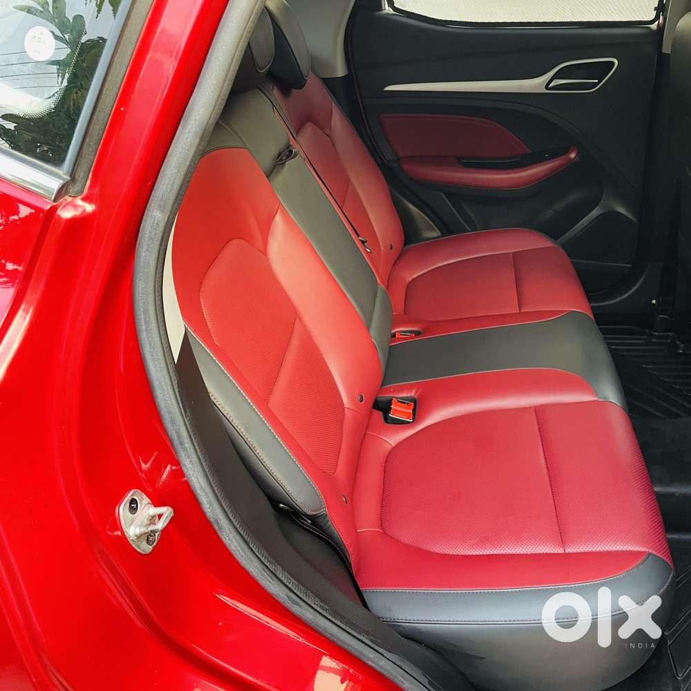 Mg Astor 1.5 Savvy Cvt S Red, 2022, Petrol