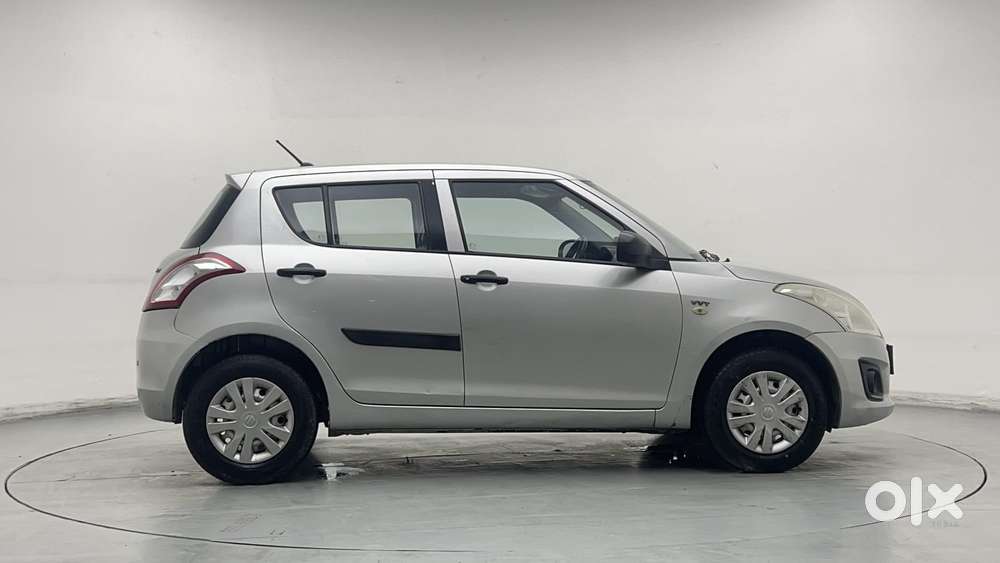 Maruti Suzuki Swift 1.2 Lxi (o), 2016, Petrol