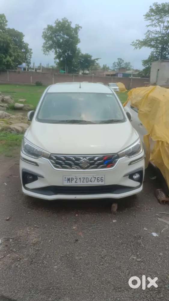 Maruti Suzuki Ertiga 2024 Petrol Manual