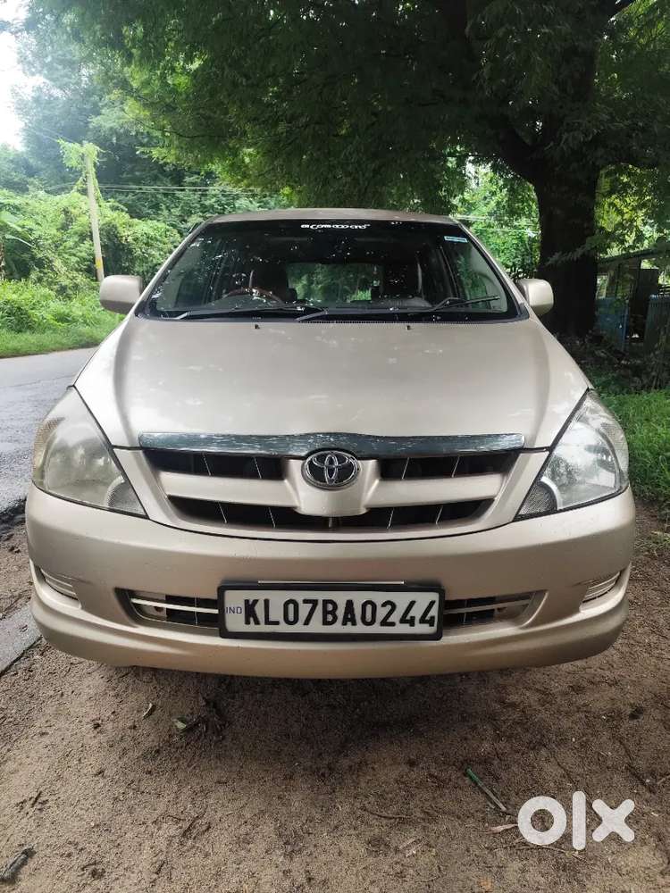 Toyota Innova 2.5 E 2006