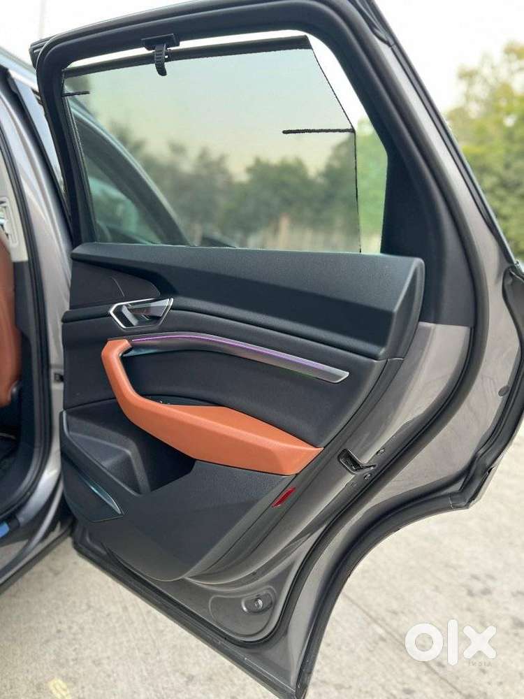 Audi E-tron 55, 2021, Electric