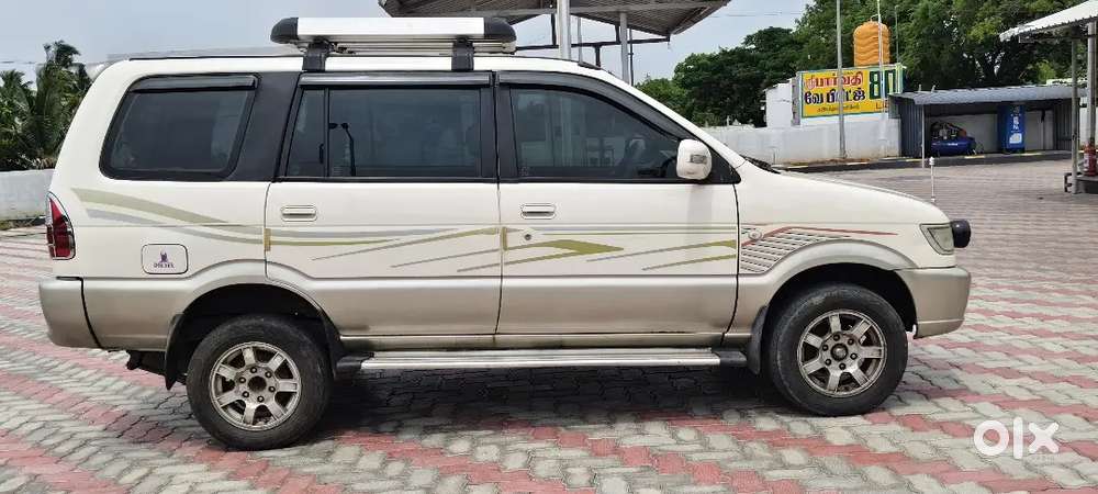 Chevrolet Tavera 2010