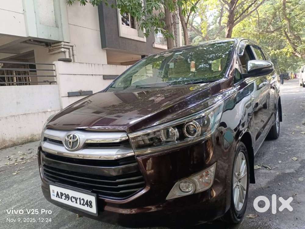 Toyota Innova Crysta 2.8z Automatic, 2019, Diesel