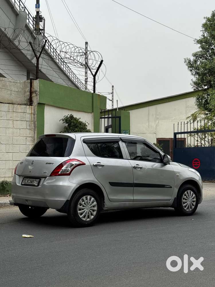 Maruti Suzuki Swift 1.2 Lxi (o), 2013, Cng & Hybrids