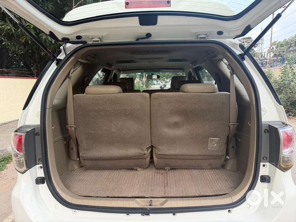 Toyota Fortuner 3.0 4x2 Mt, 2012, Diesel