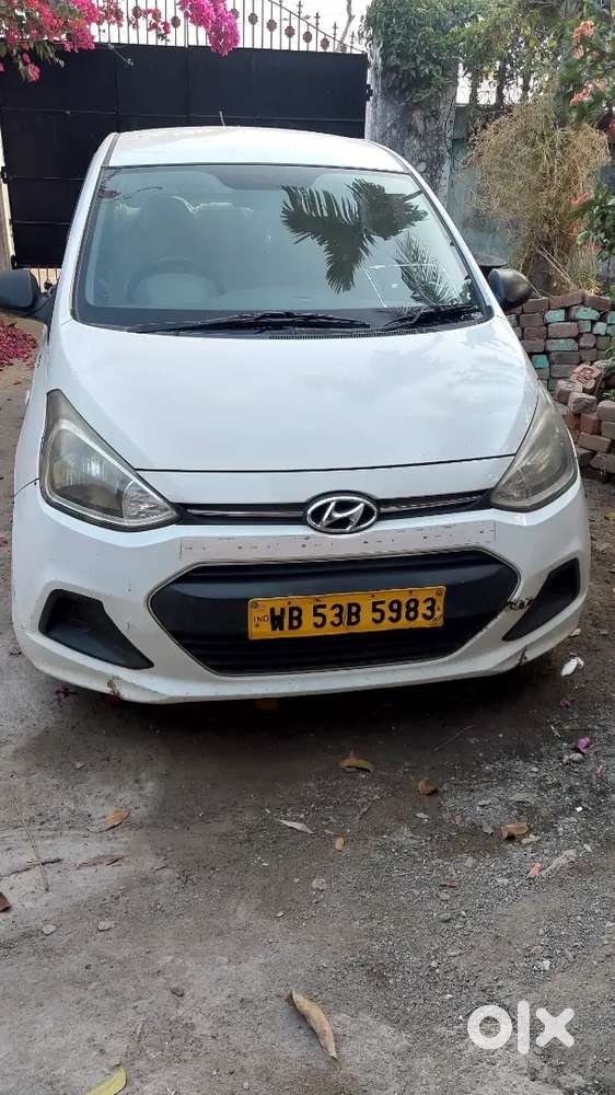 Hyundai Xcent 2015 Diesel Well Maintained