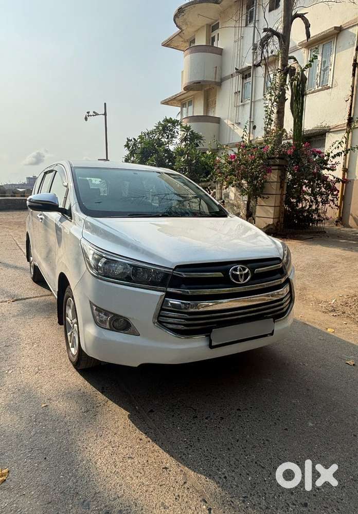 Toyota Innova Crysta