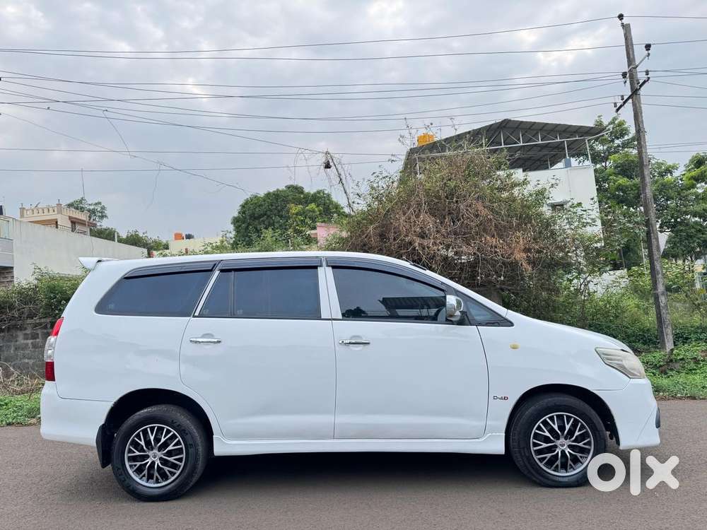 Toyota Innova 2.5 G (diesel) 8 Seater, 2006, Diesel