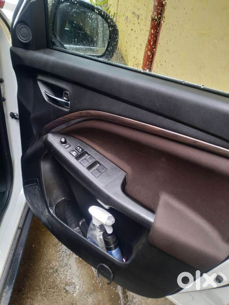 Maruti Suzuki Brezza 1.5 Zxi Plus Smart Hybrid, 2022, Petrol