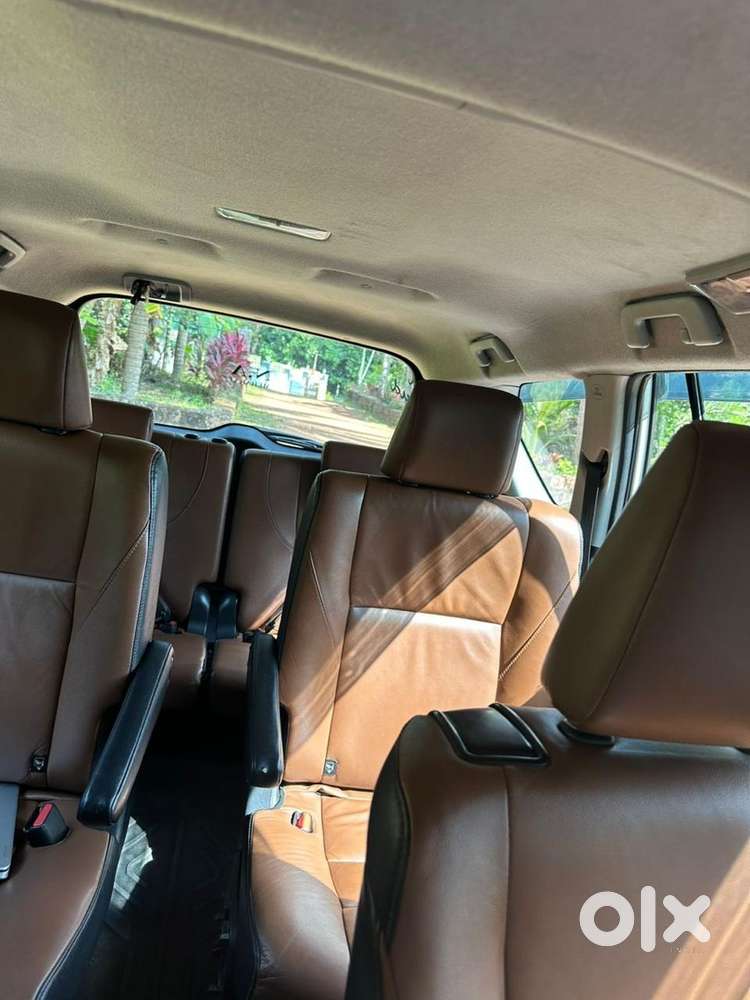 Toyota Innova Crysta Diesel 2016
