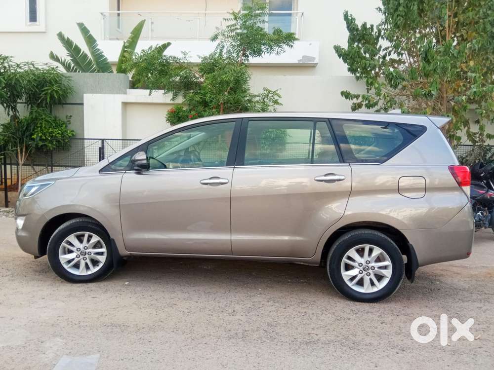 Toyota Innova Crysta