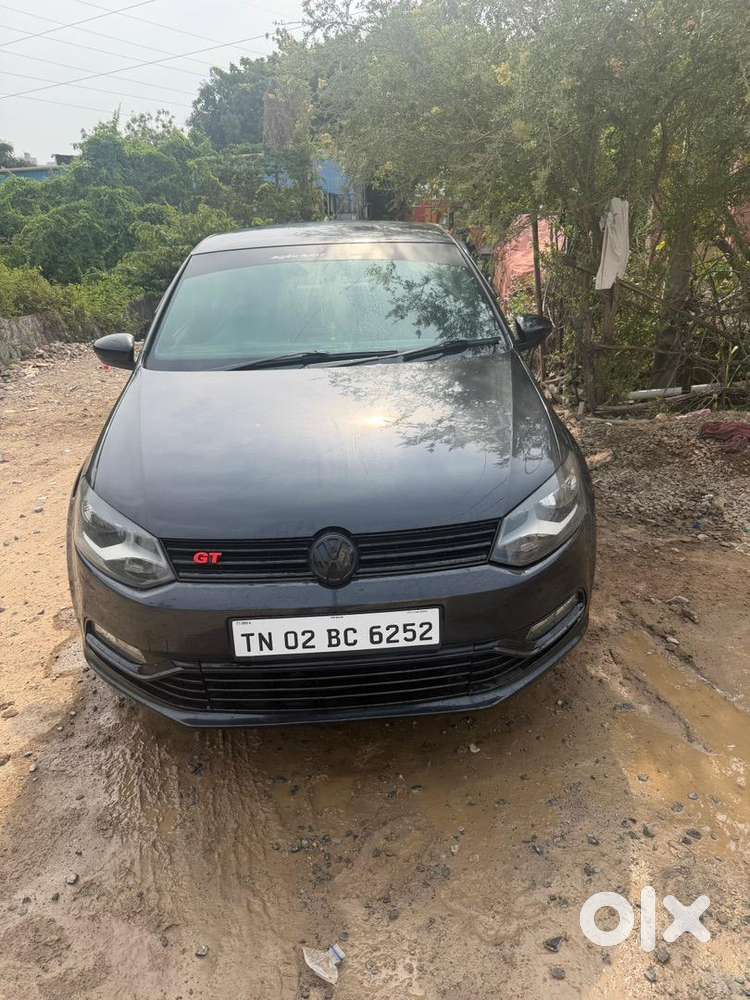 Volkswagen Polo 2015 Petrol 77000 Km Driven