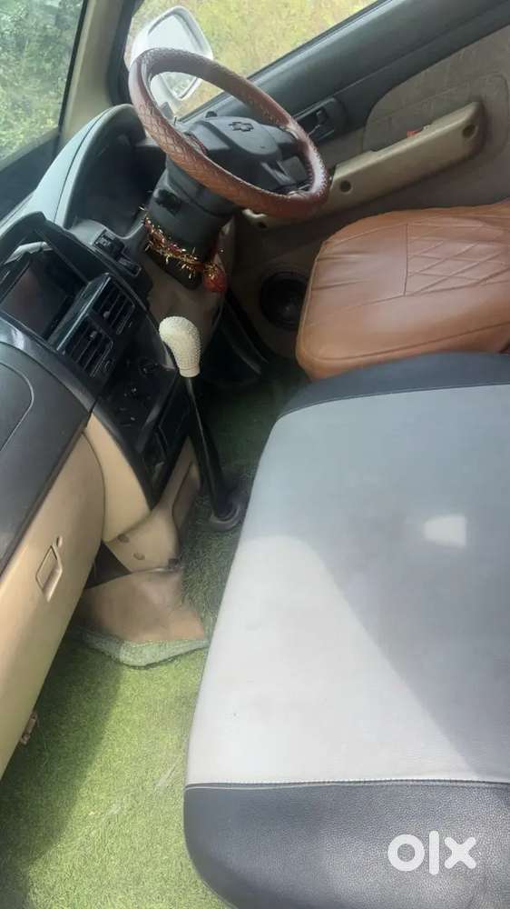 Chevrolet Tavera Neo 2015 Diesel 100000 Km Driven