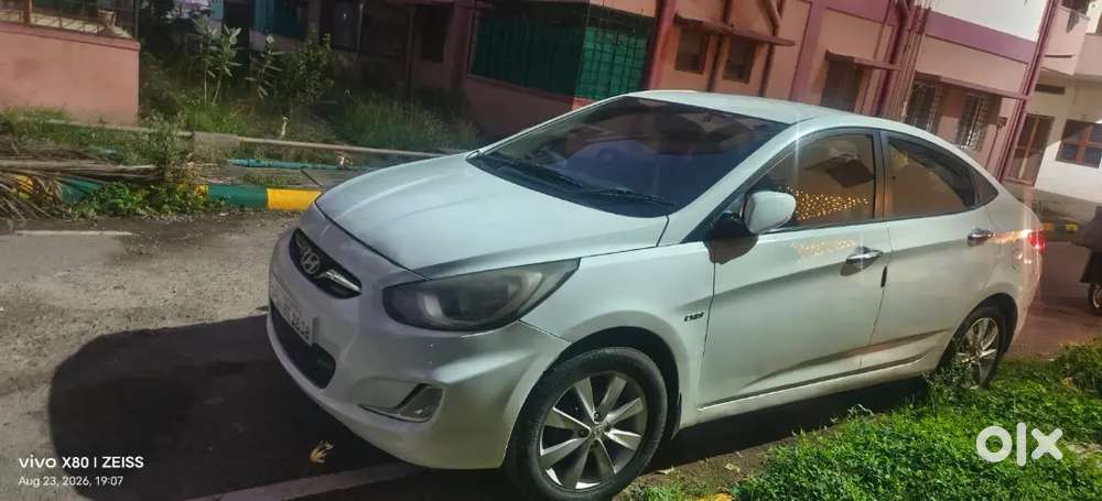 Hyundai Verna 2012 Petrol Car