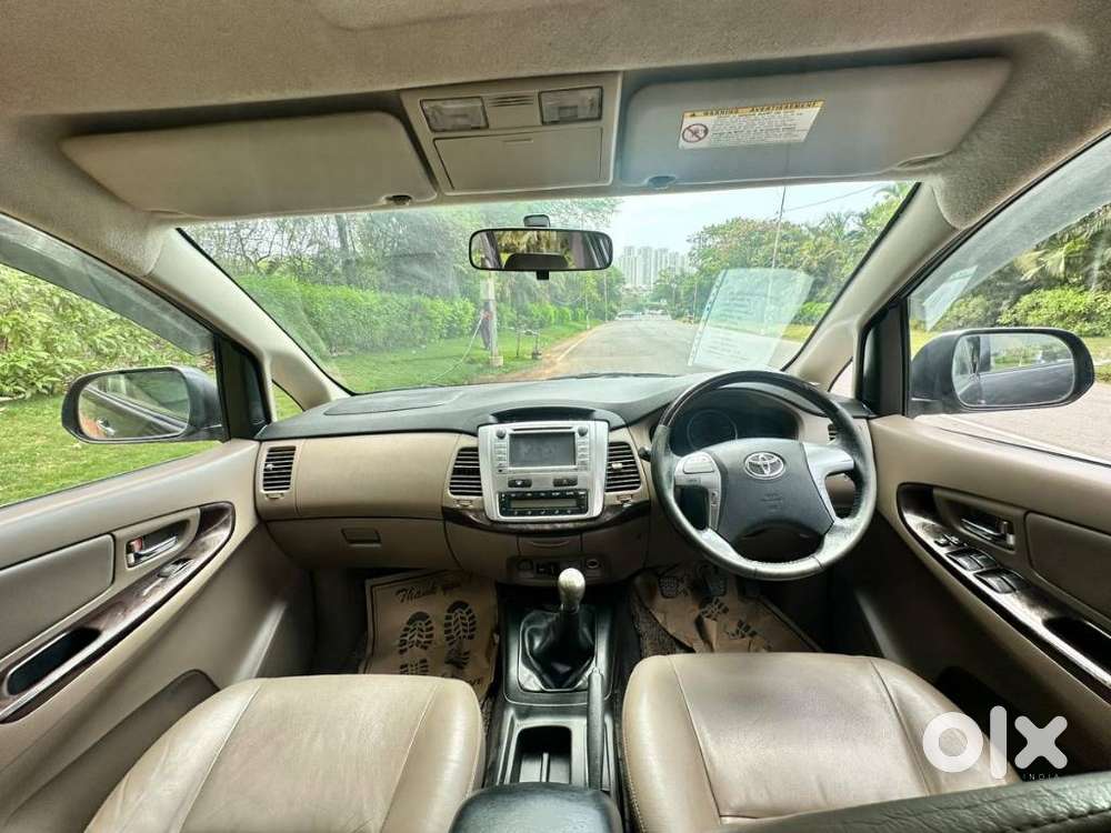 Toyota Innova 2.5 Zx 7 Str Bs-iv, 2015, Diesel