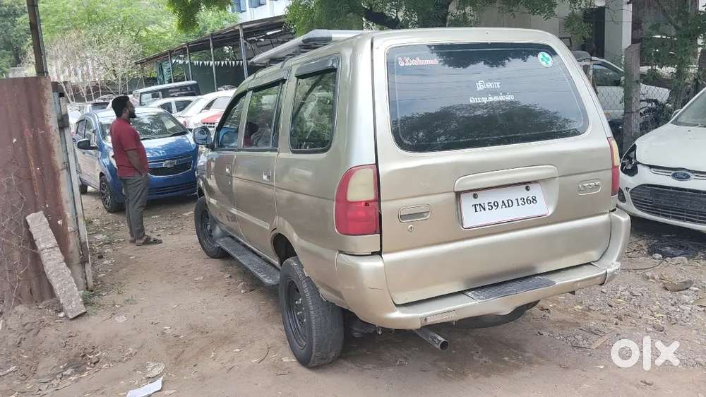Chevrolet Tavera 2006 Car
