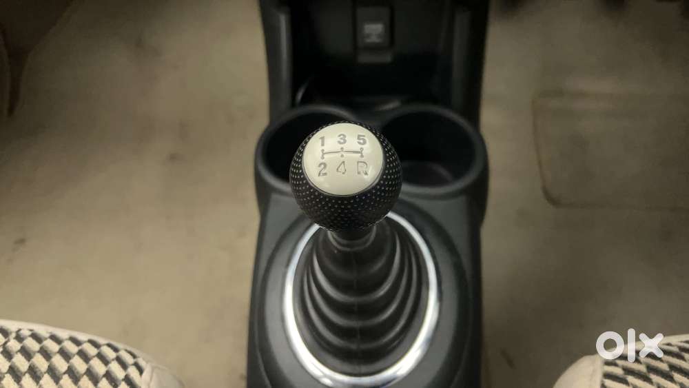 Honda Brio Vx Mt, 2015, Petrol