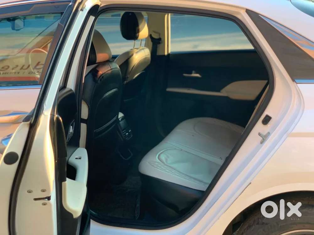 Hyundai Verna 1.5 Sx Petrol Mt, 2023, Petrol