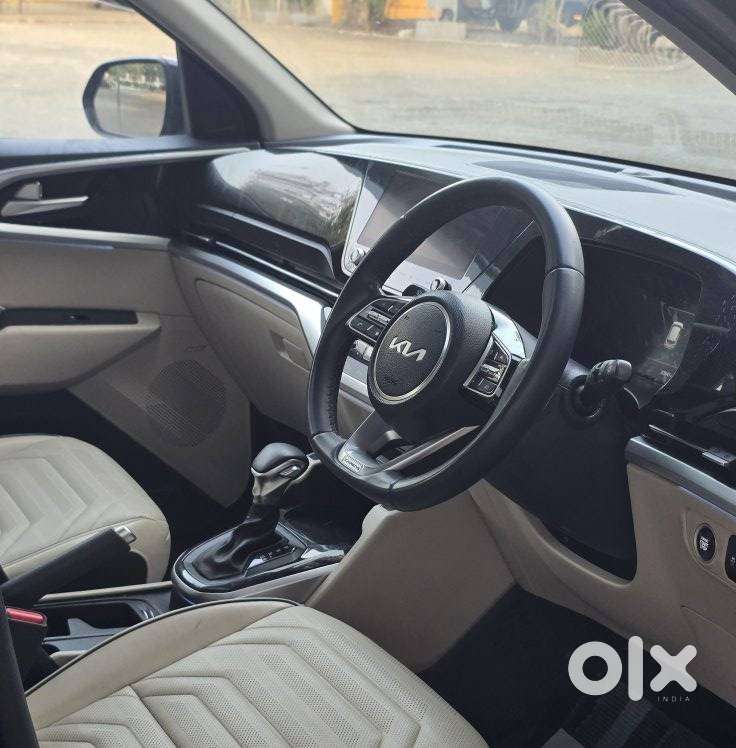 Kia Carens 1.5 Luxury Plus Diesel At 6 Str, 2022, Diesel