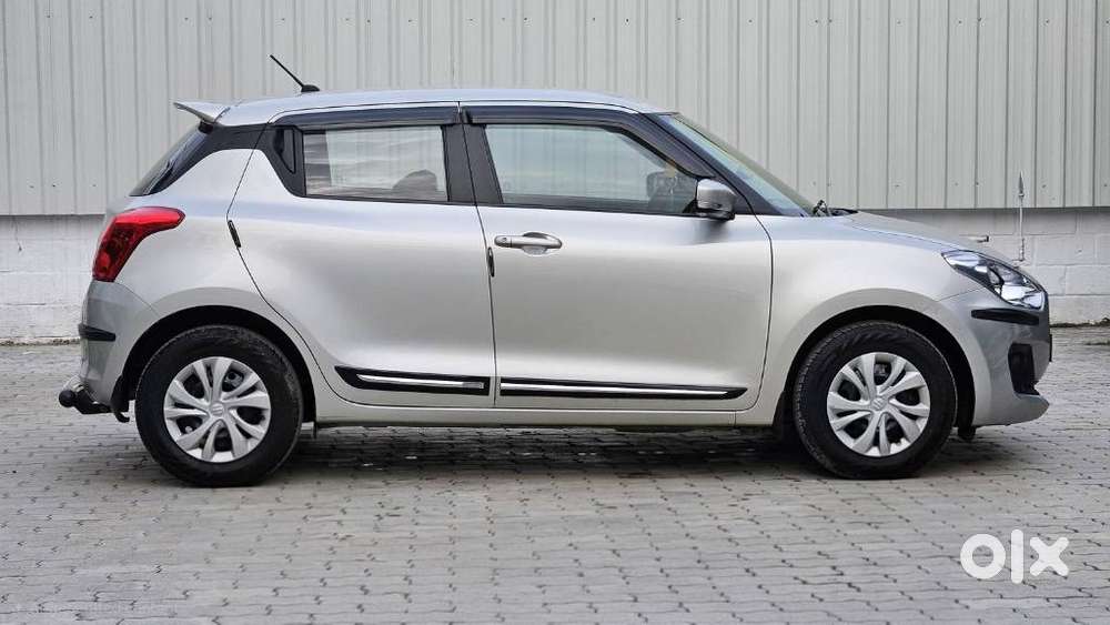 Maruti Suzuki Swift Vxi, 2021, Petrol