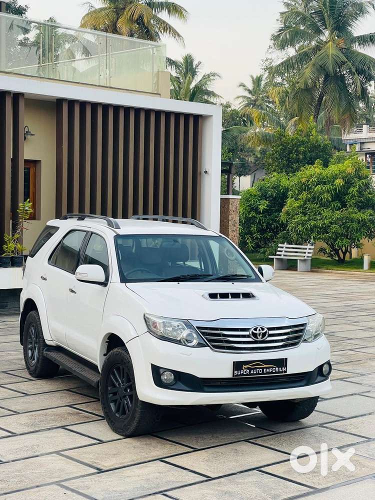 Toyota Fortuner 4x4 At 2.8 Diesel, 2015, Diesel