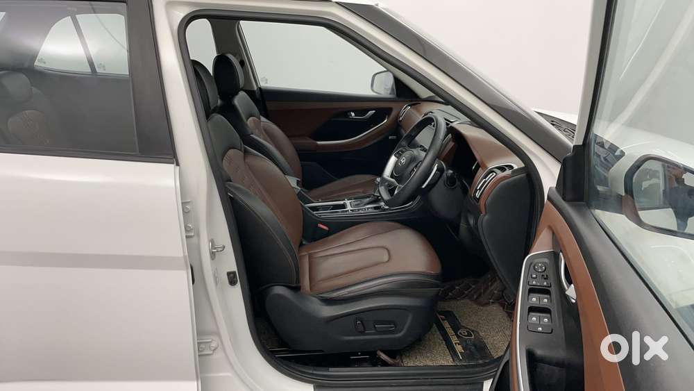 Hyundai Alcazar 2.0 Signature (o) Petrol At 7 Str, 2022, Petrol