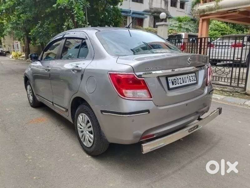 Maruti Suzuki Dzire 1.2 Vxi, 2023, Petrol