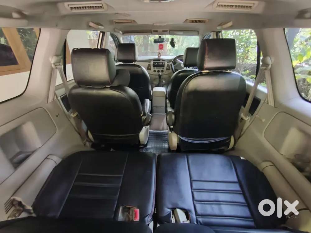 Toyota Innova 2012 Diesel 201000 Km Driven