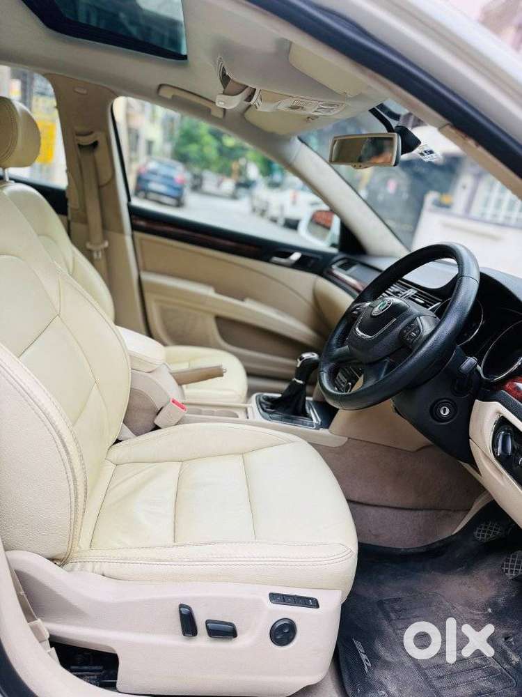 Skoda Superb Elegance 1.8 Tsi Mt, 2012, Petrol