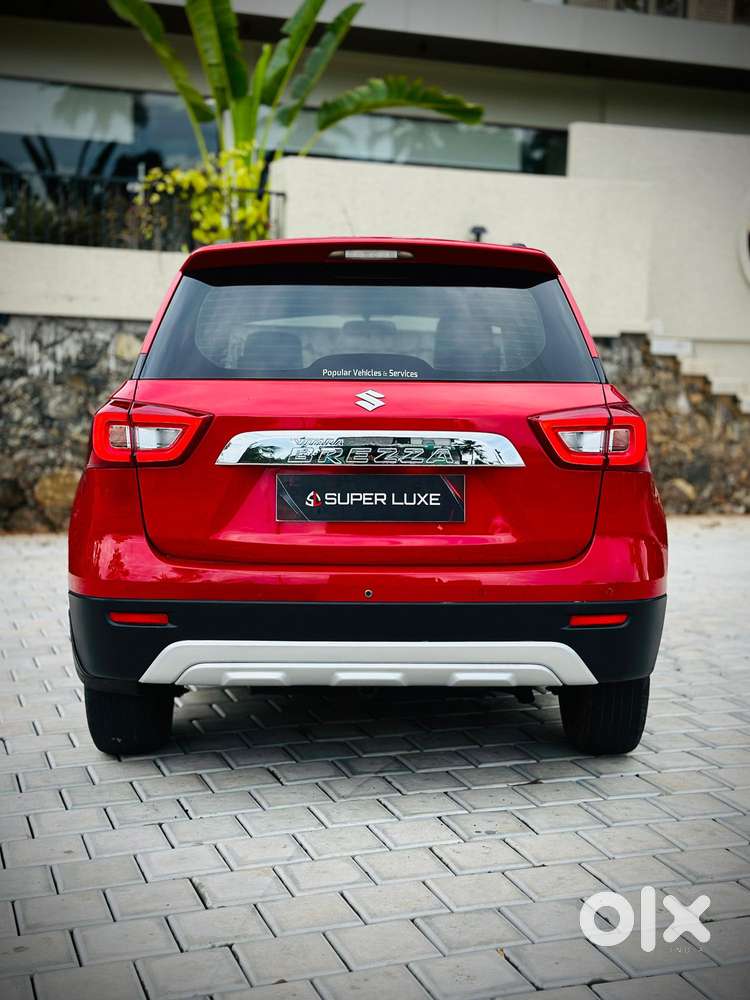 Maruti Suzuki Brezza Vxi S-cng, 2022, Petrol