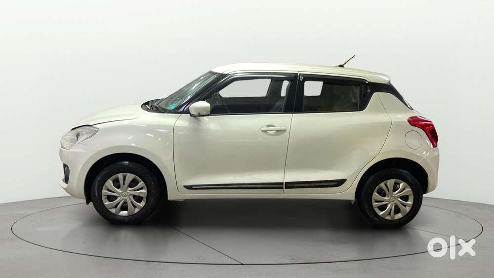 Maruti Suzuki Swift Vvt Vxi, 2022, Petrol