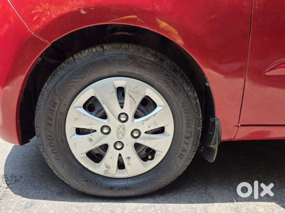 Hyundai I10 Sportz At, 2013, Petrol