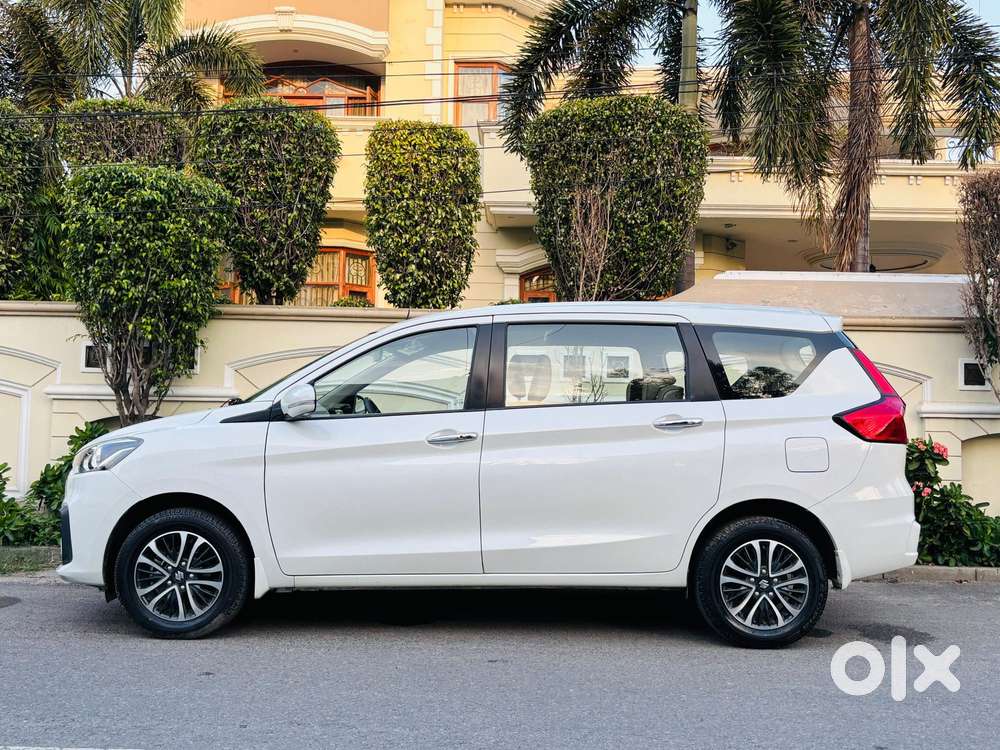 Maruti Suzuki Ertiga 1.5 Zxi Plus Shvs, 2023, Petrol