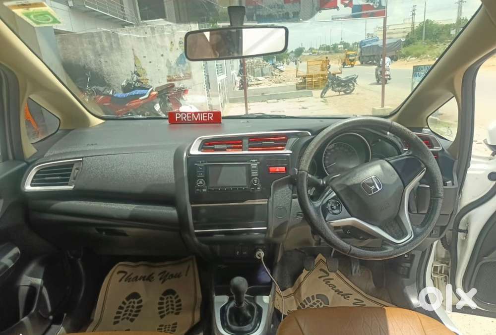 Honda Jazz Diesel Manual 2015 Km Driven