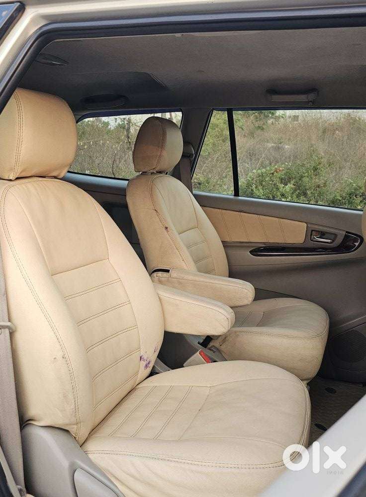 Toyota Innova 2.5 V 7 Str, 2013, Diesel