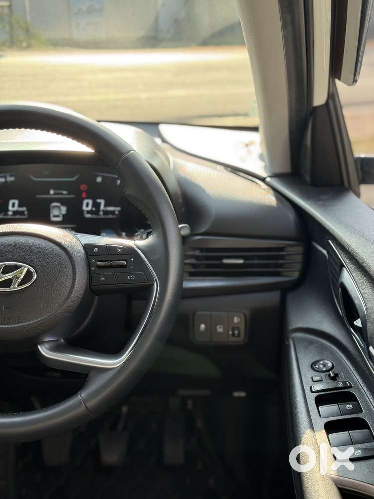 Hyundai I20 Asta (o) 1.2 Mt, 2023, Petrol