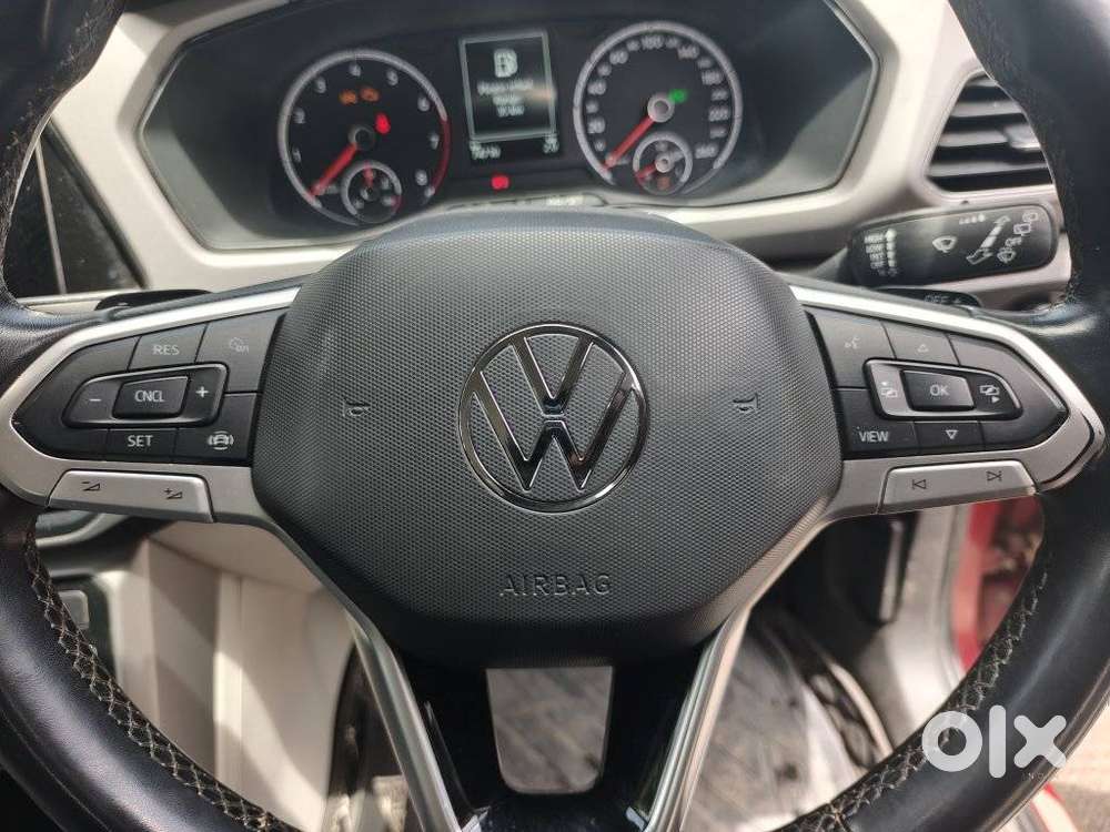 Volkswagen Taigun 1.0 Tsi Highline At, 2022, Petrol