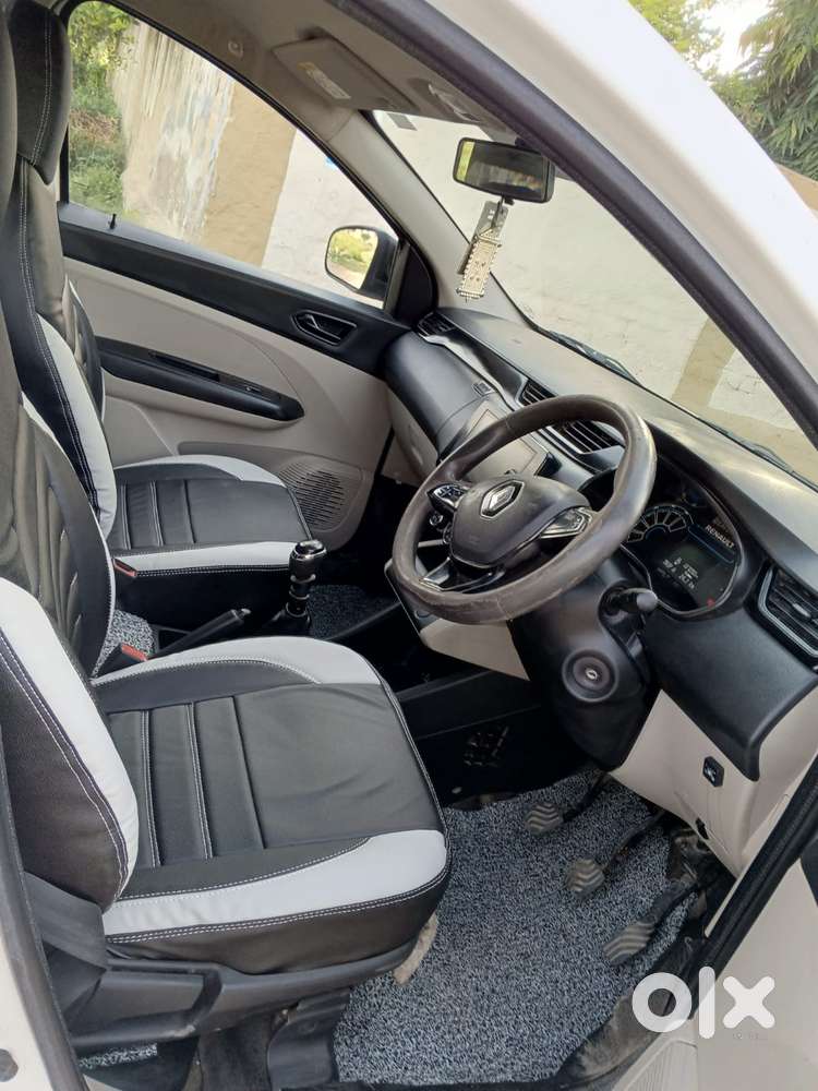 Renault Triber Rxl, 2023, Petrol