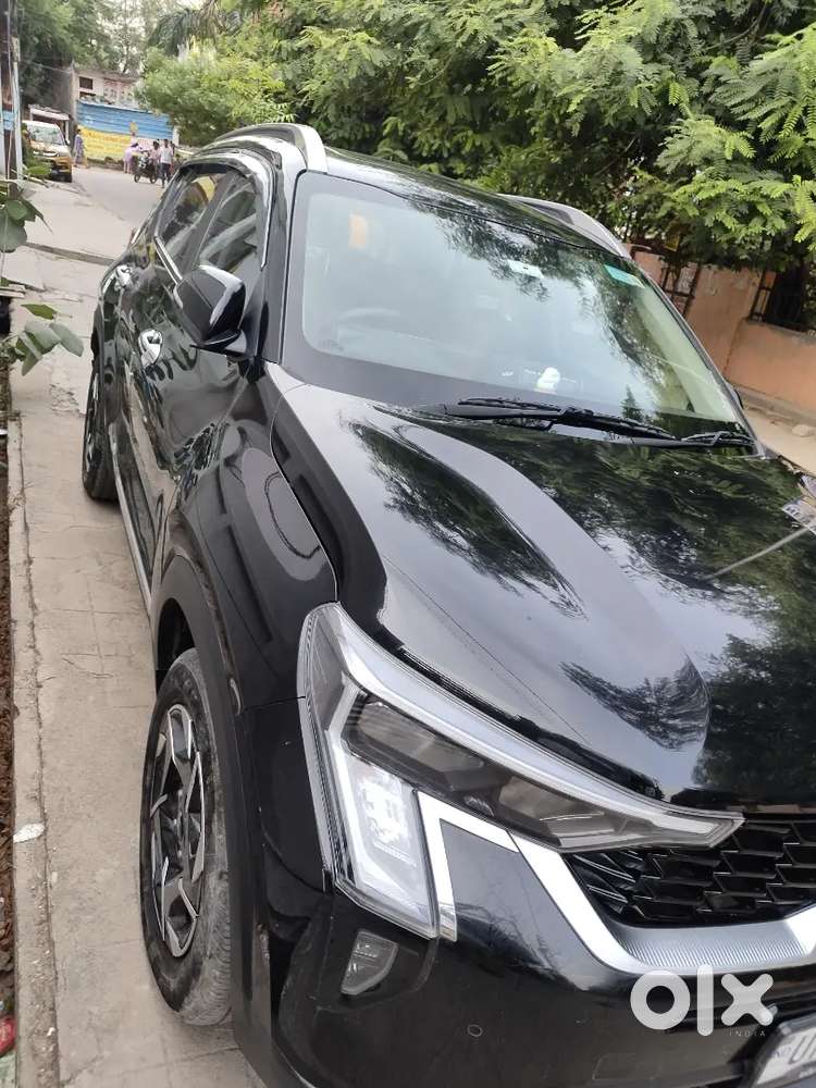 New Condition Kia Sonet Petrol Automatic Sale Urgent