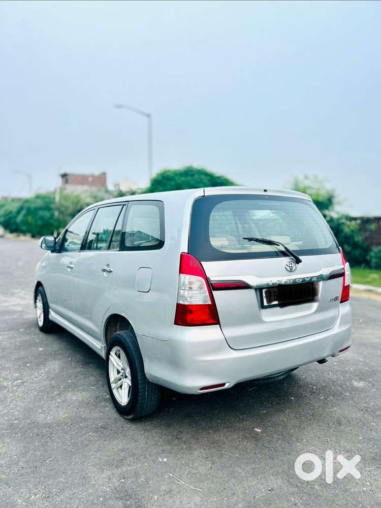 Toyota Innova 2.5 Vx 7 Str, 2012, Diesel