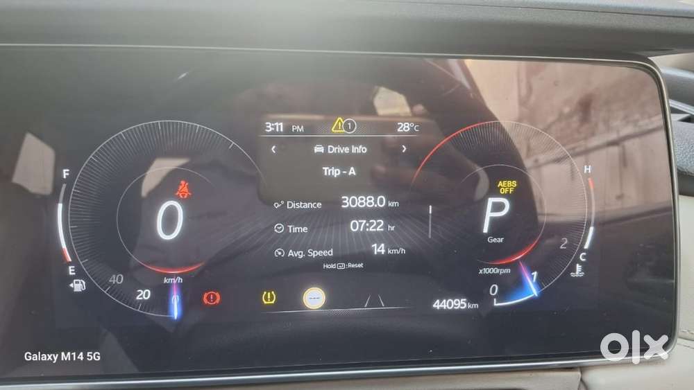 Mahindra Xuv700 2.0 Ax 7 Petrol At Luxury Pack Str, 2023, Petrol