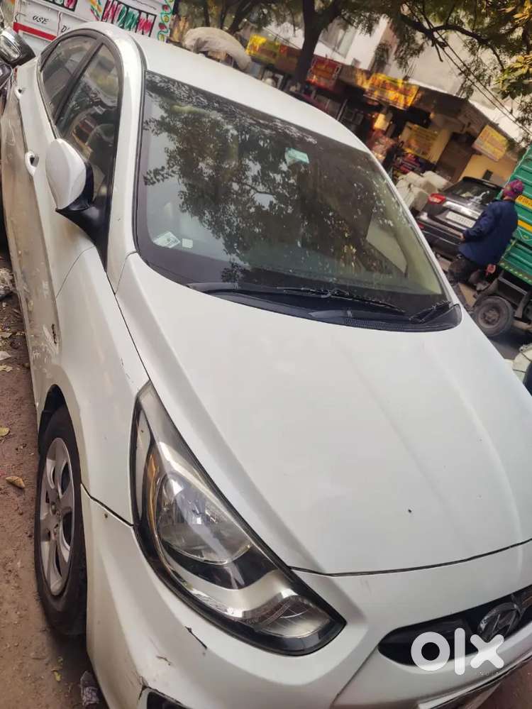Hyundai Verna Fluidic 2012