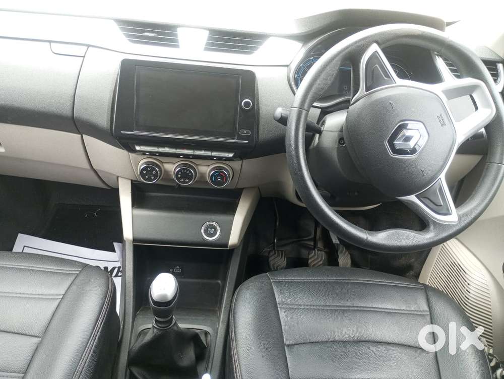 Renault Triber Rxz, 2021, Petrol