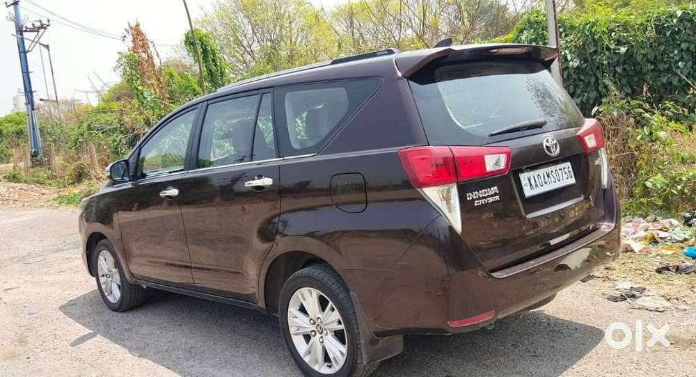 Toyota Innova Crysta 2.8z Automatic, 2016, Diesel